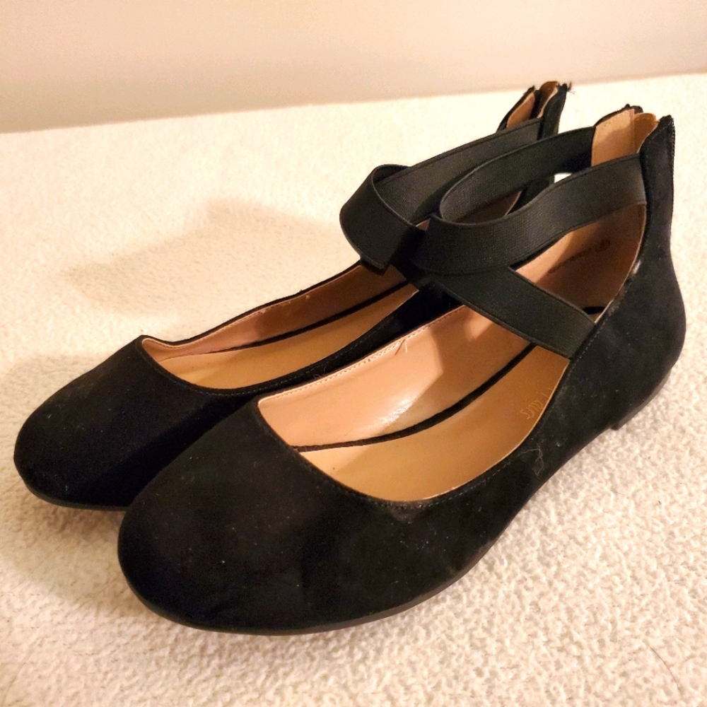 Black Flats with Elastic Ankle Straps
